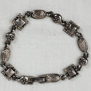 Napier Signed Vintage Silver Tone Abstract Bracelet